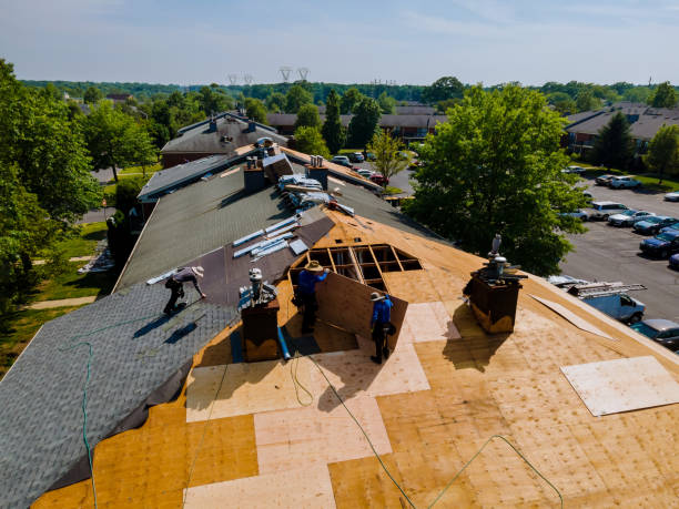 24/7 Emergency Roof Replacement experts in Crystal Lake, IL